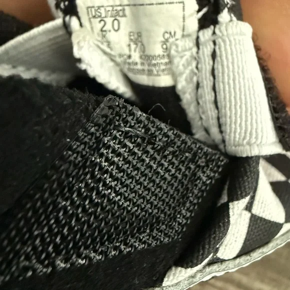 Infant Slip-On V Checkerboard Crib Shoe - Picture 3 of 4